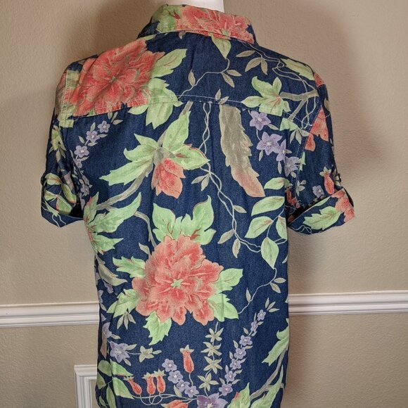 Tropical Short Sleeve Denim Button Down Collared Floral Top - Picture 2 of 6